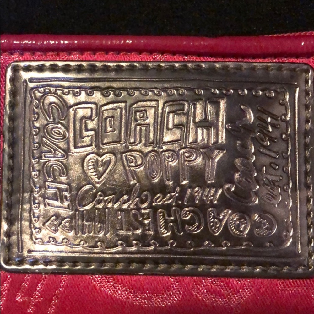 🌸 Authentic Coach Poppy Wristlet